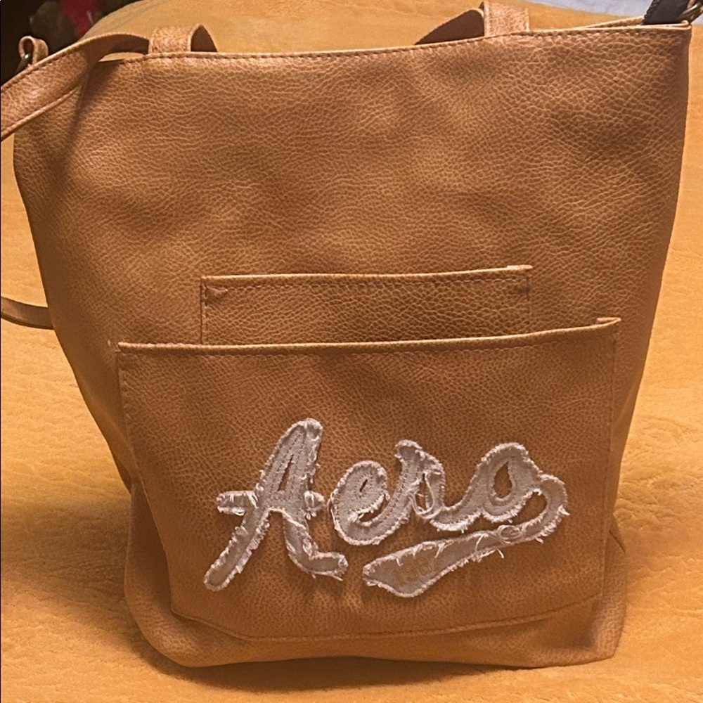 Aero Tan Shoulder Bag